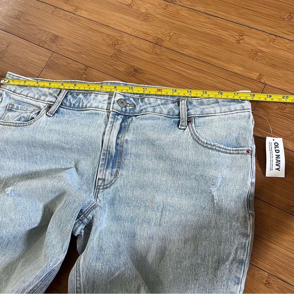 Old Navy Mid Rise Super Flare Light Wash Blue Jeans 70s Inspired NWT - Picture 7 of 11
